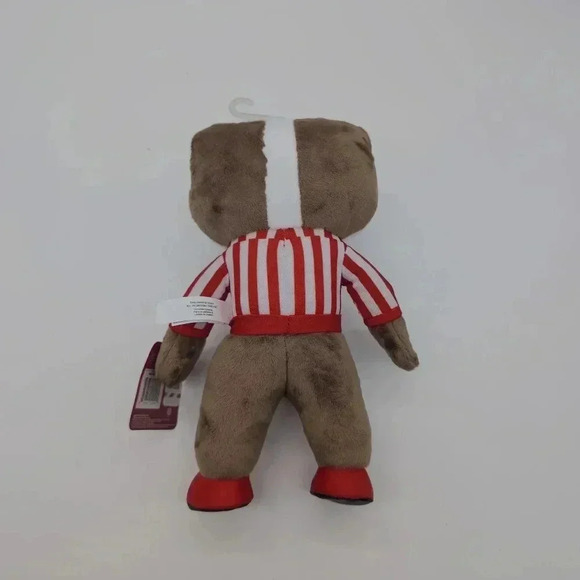 Wisconsin Badgers Bucky Badger 10" Mascot Plush Figure  NWT. Bleacher Creature - Picture 2 of 5